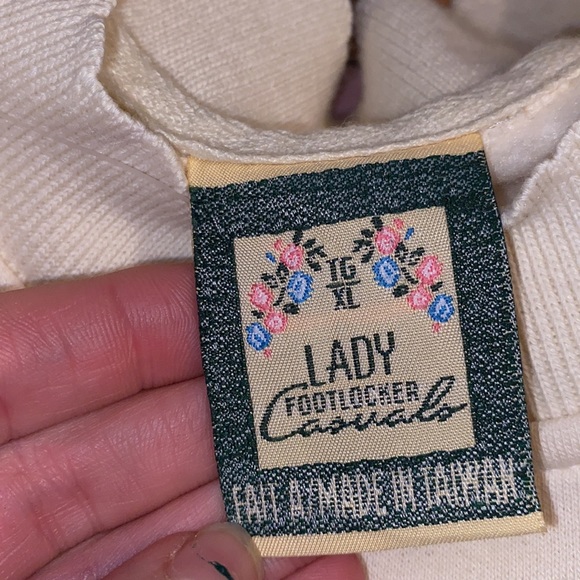 Vintage Hummingbird Crewneck Lady Footlocker - Picture 5 of 8